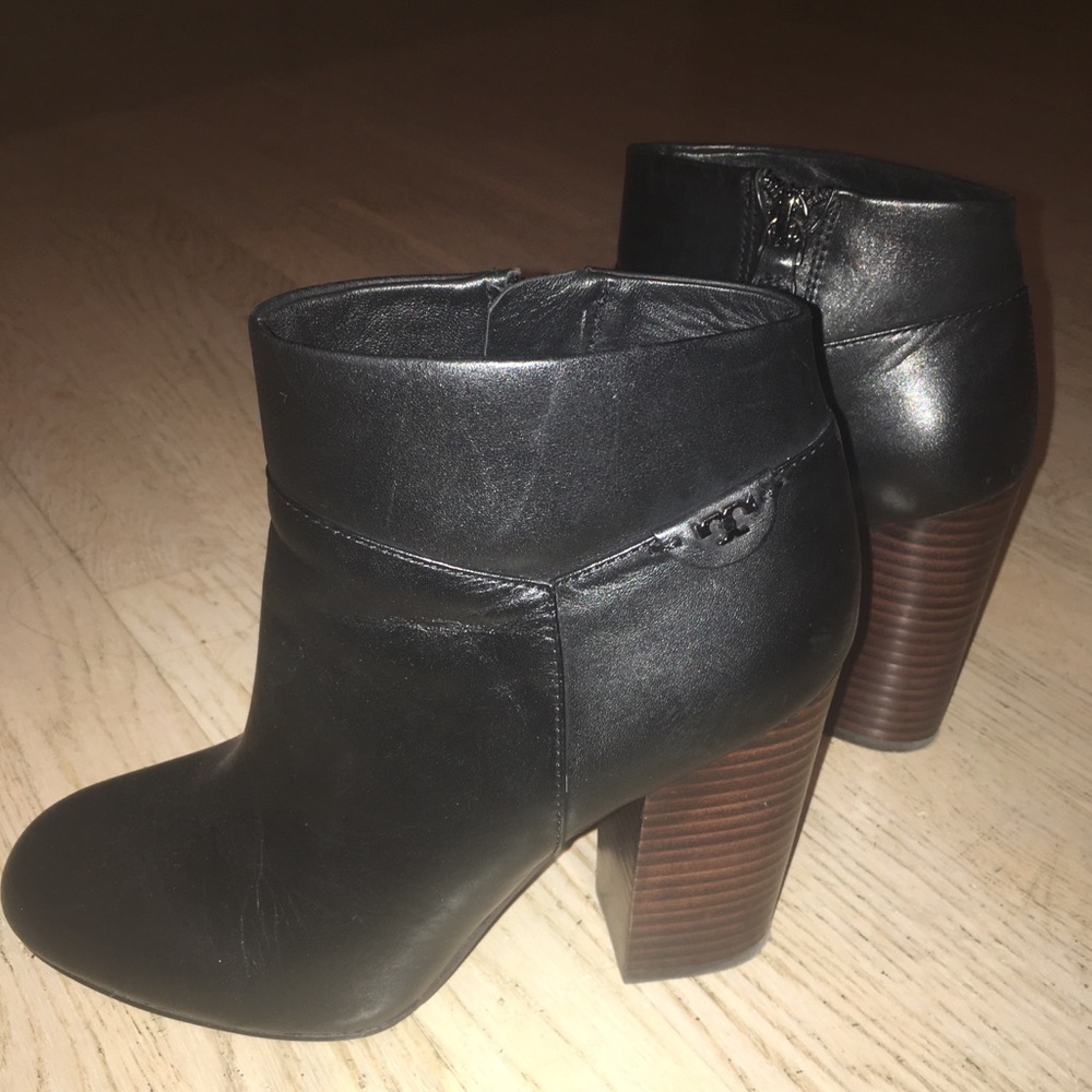 Tory Burch Fulton Black Leather Booties, Size 38